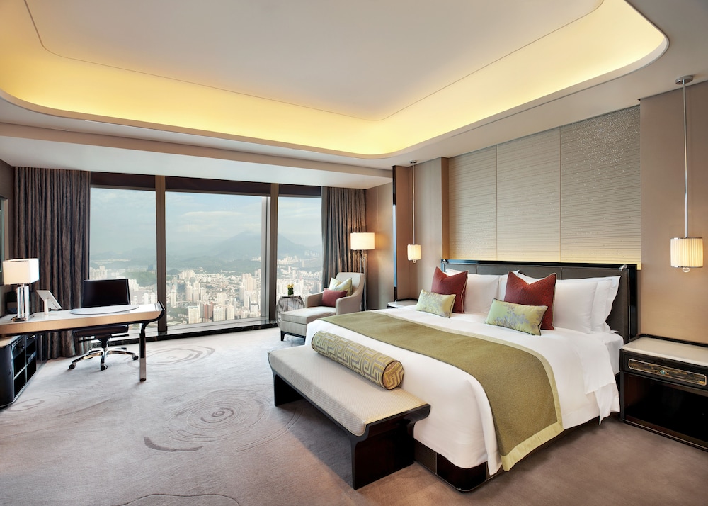 1 King Bed,Urban View,Guest Room - Photo 3