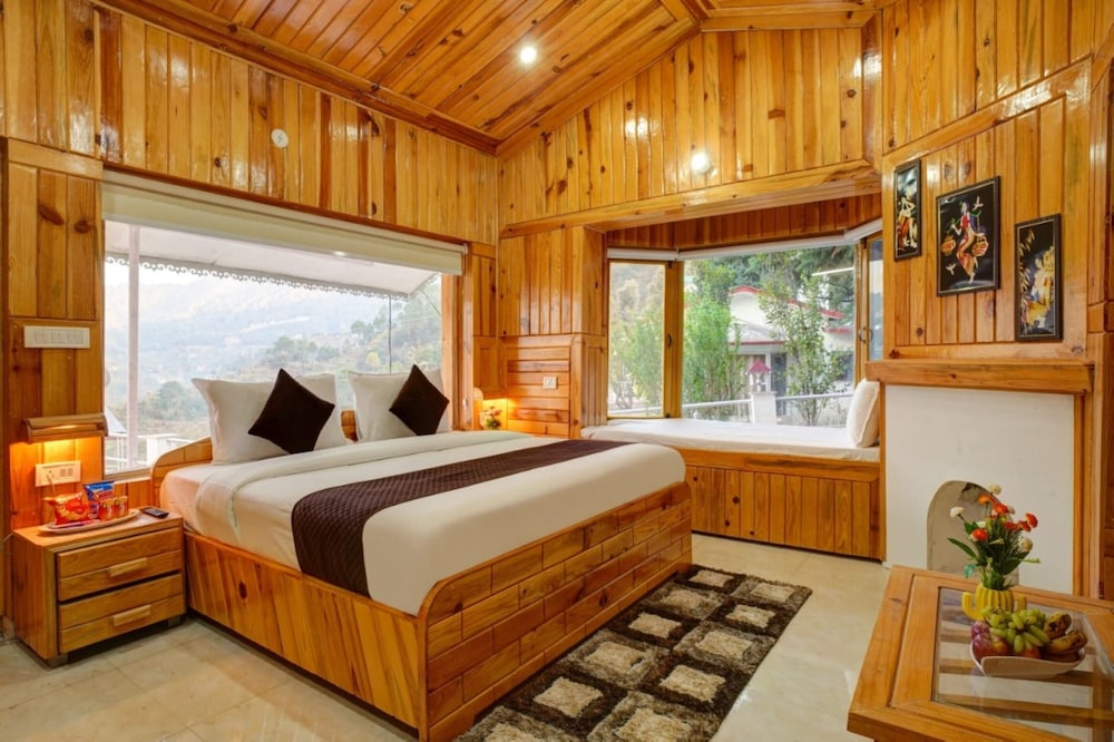 Deluxe Double Room, City View