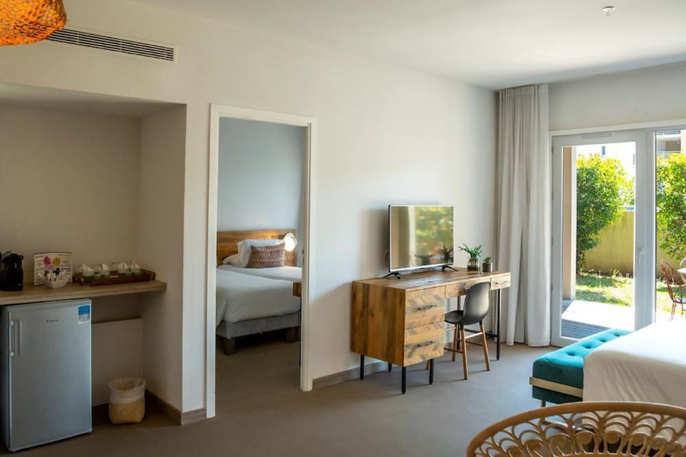 Family Suite, Garden View photo 2