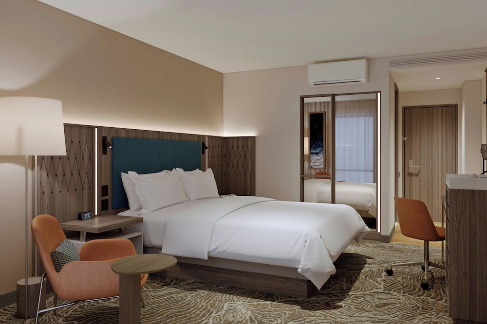 Standard Room, 1 King Bed photo 3