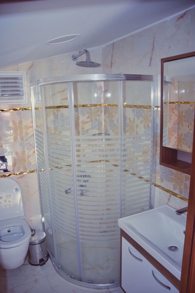 Royal Suite photo 3