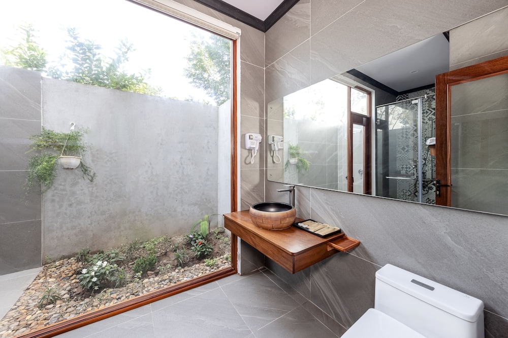 Deluxe Double Room, Garden View photo 3