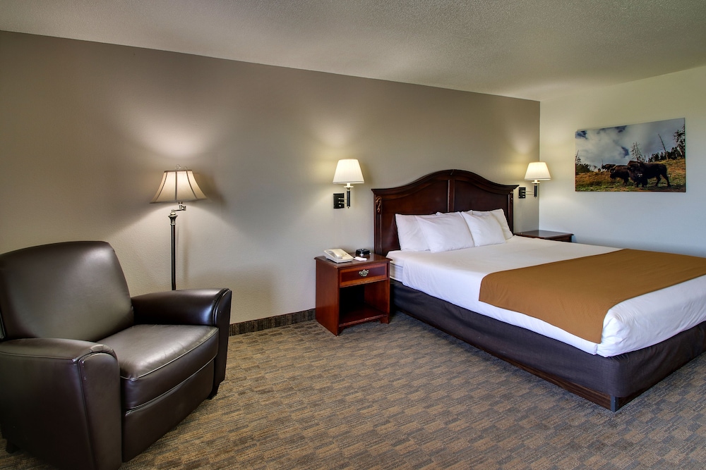 Standard Room, 1 King Bed (Standard King Room) photo 3
