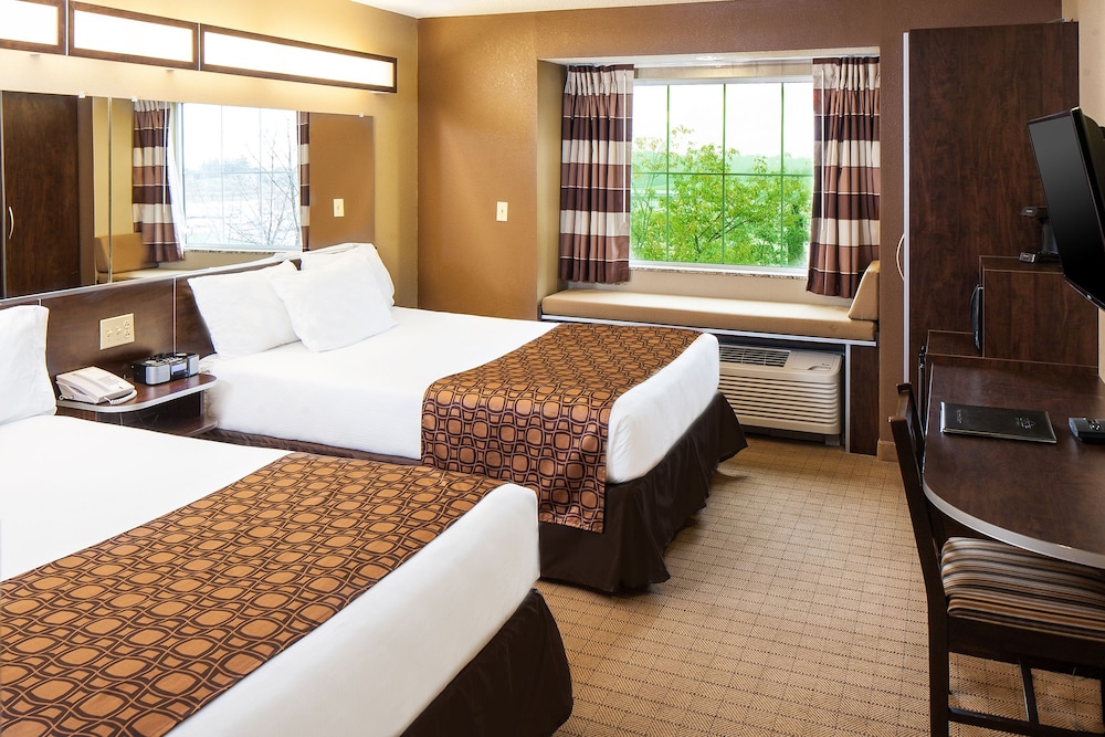 Room, 2 Queen Beds, Accessible, Non Smoking