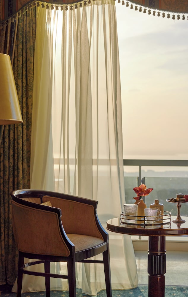 Executive Suite, Sea View - Photo 18