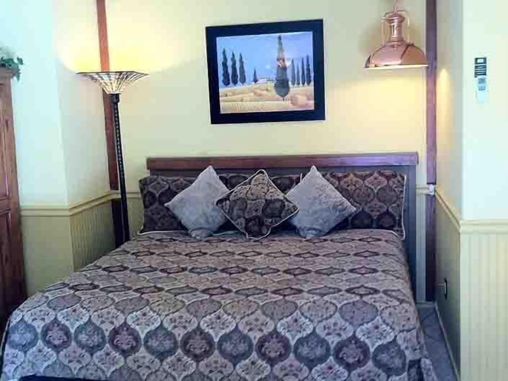 Superior Double Room, Ensuite (Prairie Ranch King Room) photo 1