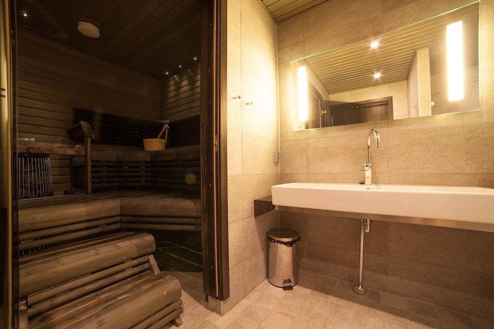 Suite, Sauna, Mountain View photo 2