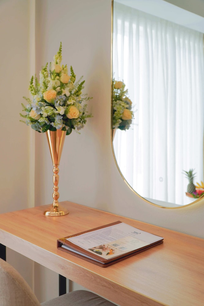 Premium Double Room, City View photo 2