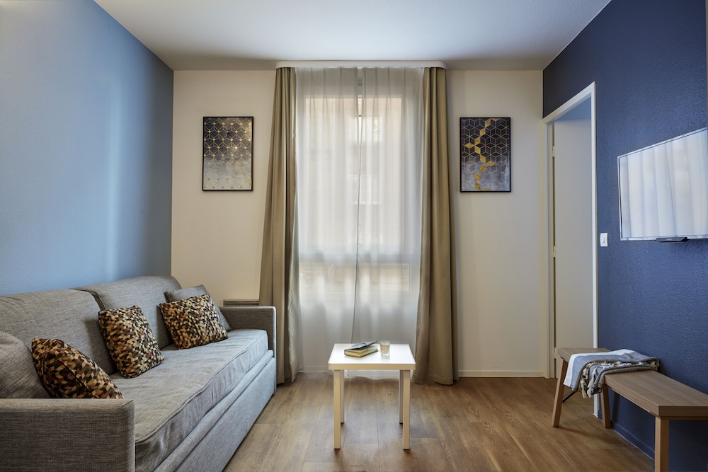 Apartment, 2 Twin Beds - Photo 9