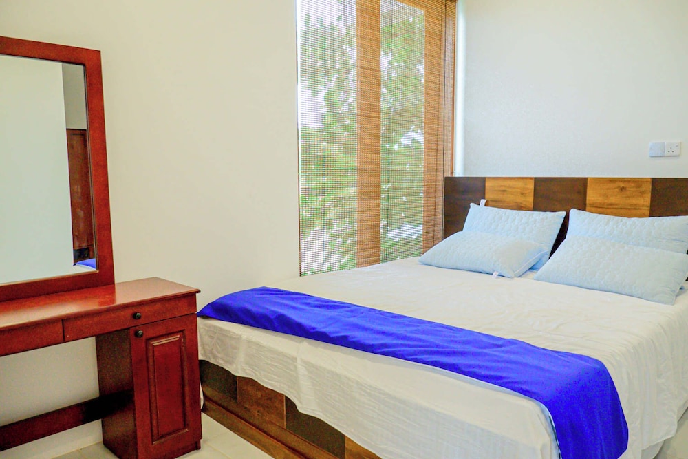 Deluxe Double Room, Lake View