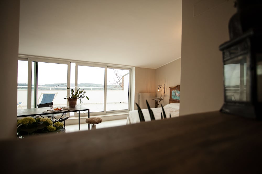 Villa photo 1