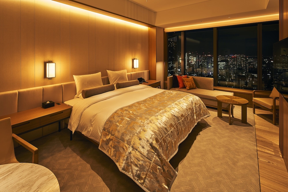Club Bath with view King (Breakfast & Club Lounge Access) 48sqm