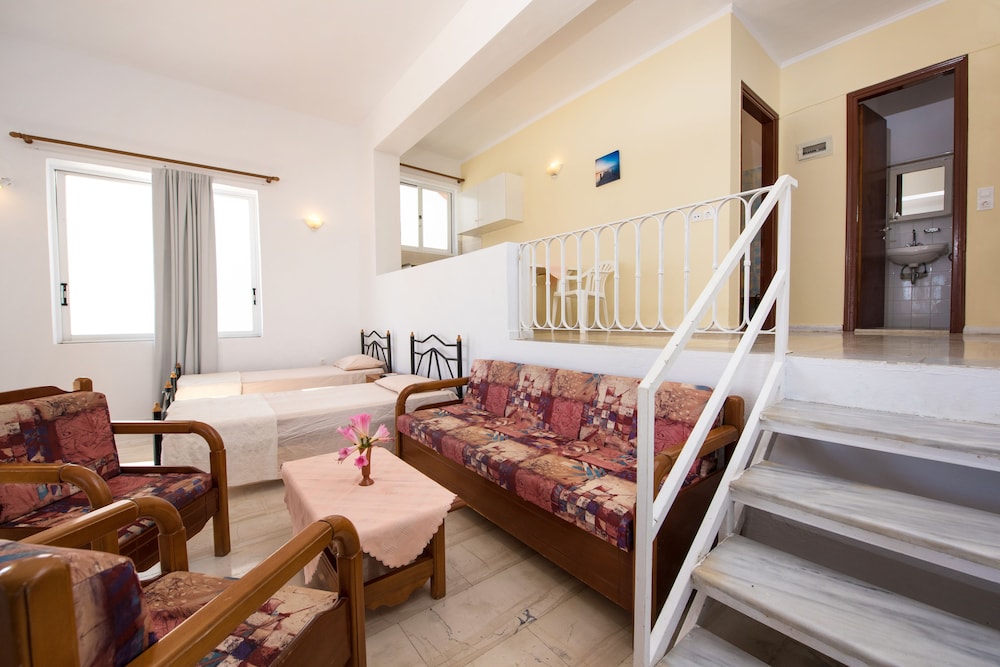 Family Apartment, 2 Bedrooms, Balcony, Sea View (for 5)