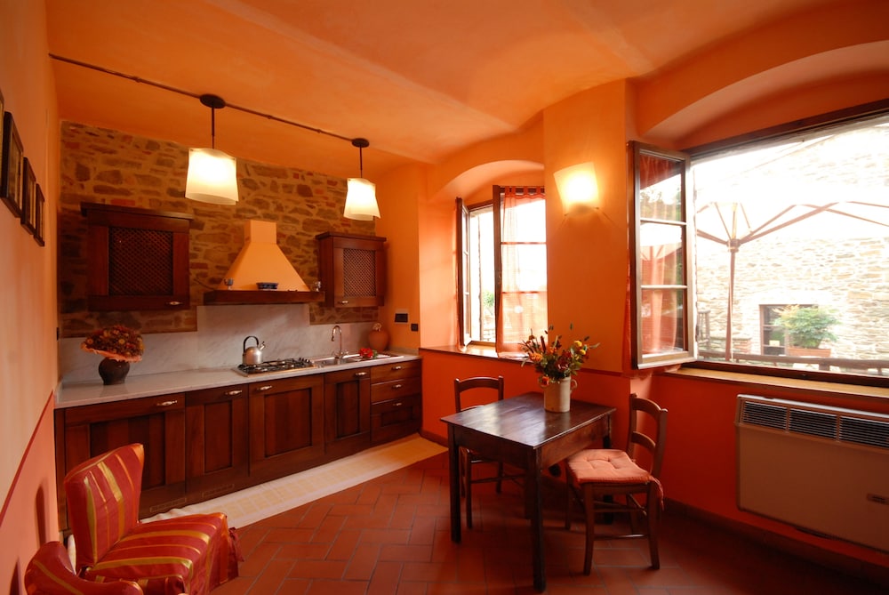 Classic Apartment, 1 Bedroom photo 2