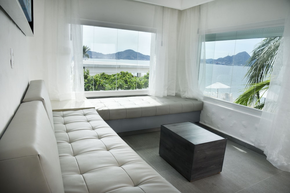 Suite, 1 King Bed, Non Smoking - Photo 4
