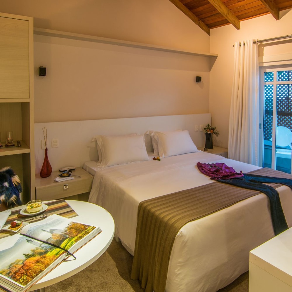 Deluxe Double Room, 1 Queen Bed photo 1