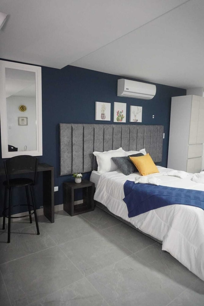 Deluxe Apartment, City View