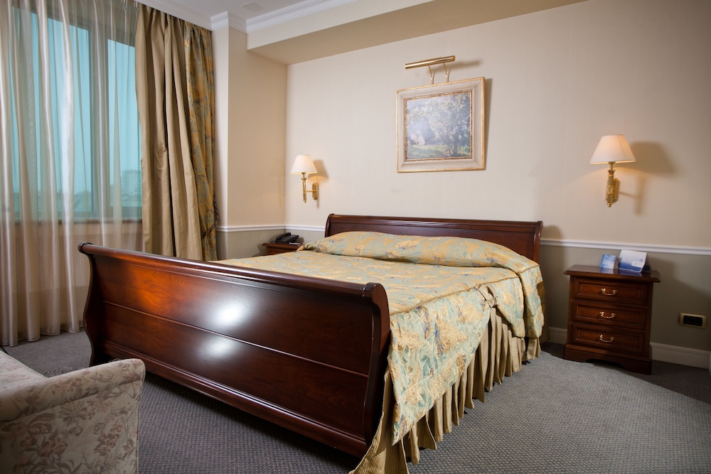 Presidential Suite photo 1