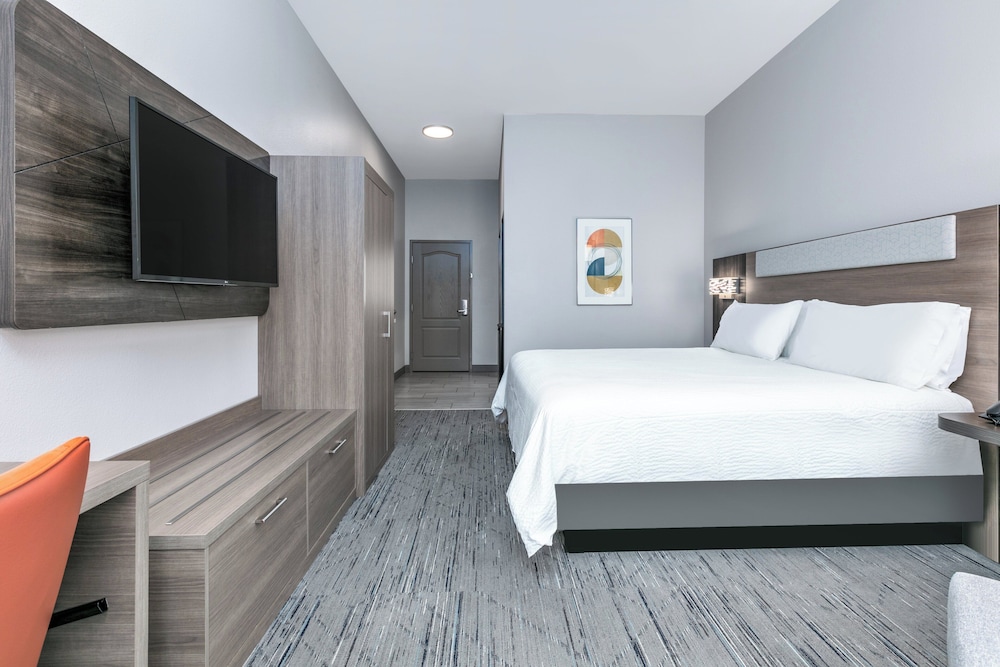 Standard Room, 1 King Bed - Photo 1