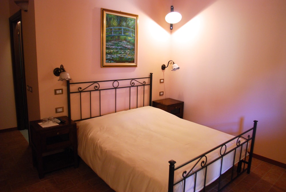 Double or Twin Room, Accessible photo 1