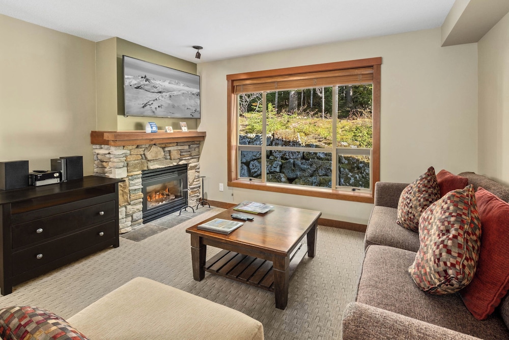 One Bedroom #313