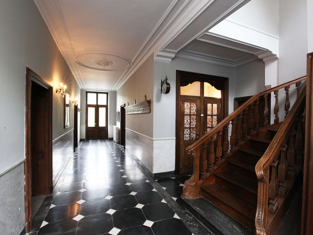House photo 2