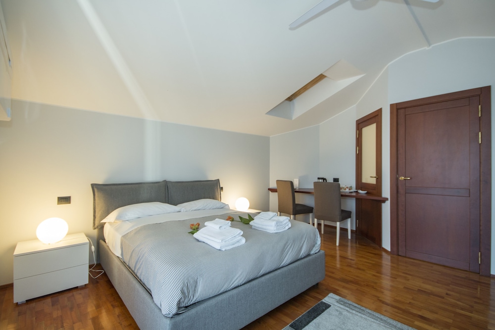 Penthouse, 2 Bedrooms photo 3