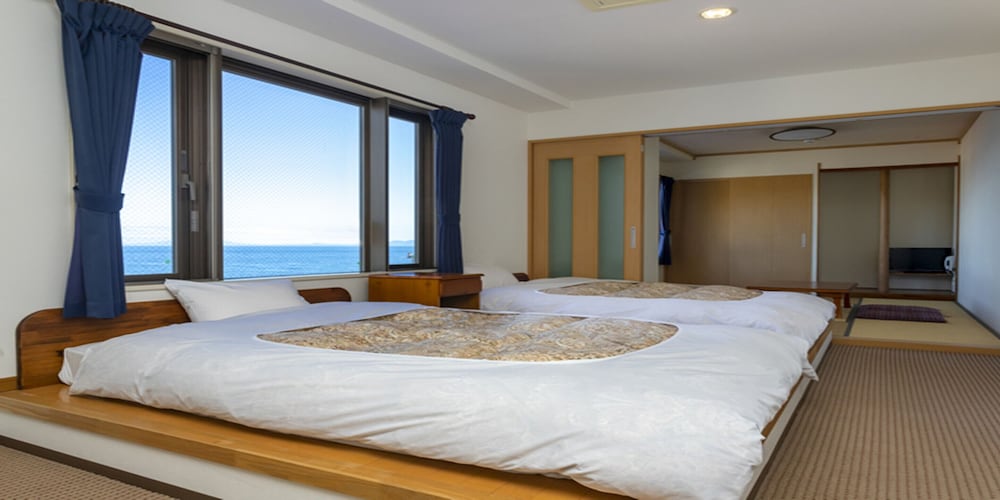 Deluxe Western-Japanese Room + Bedrock bath, Non Smoking photo 1