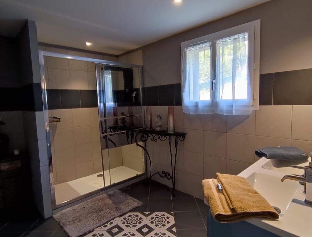 Deluxe Suite, Ensuite, Garden View (Bakea) photo 3