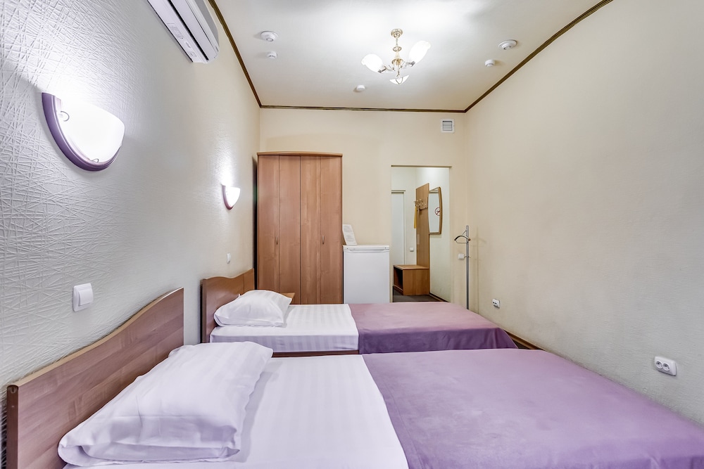 Economy Double or Twin Room photo 2