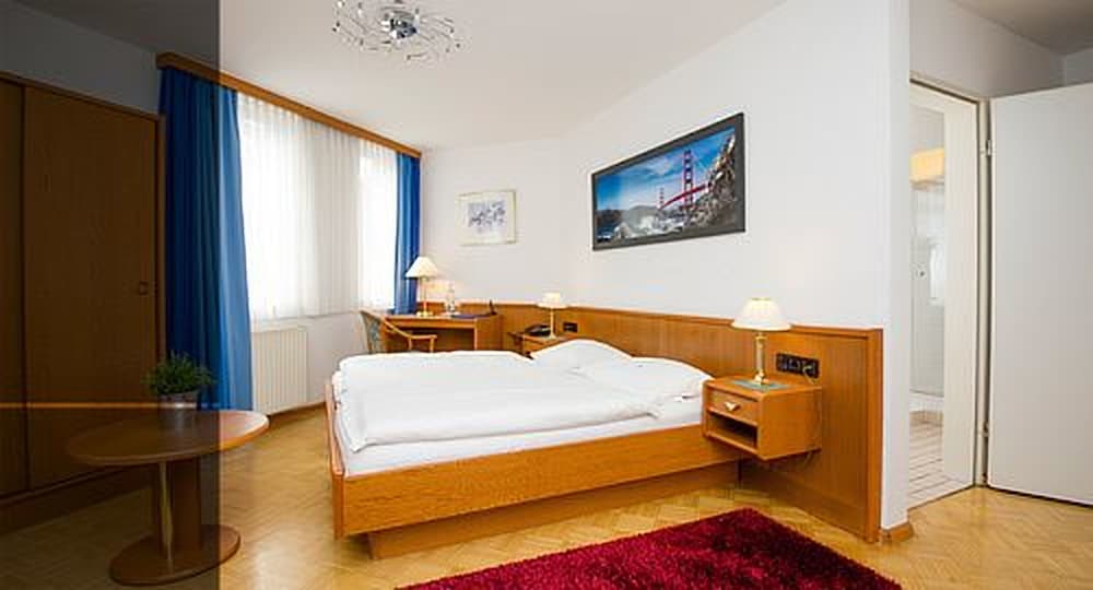 Double Room, 1 Double Bed, Non Smoking photo 1