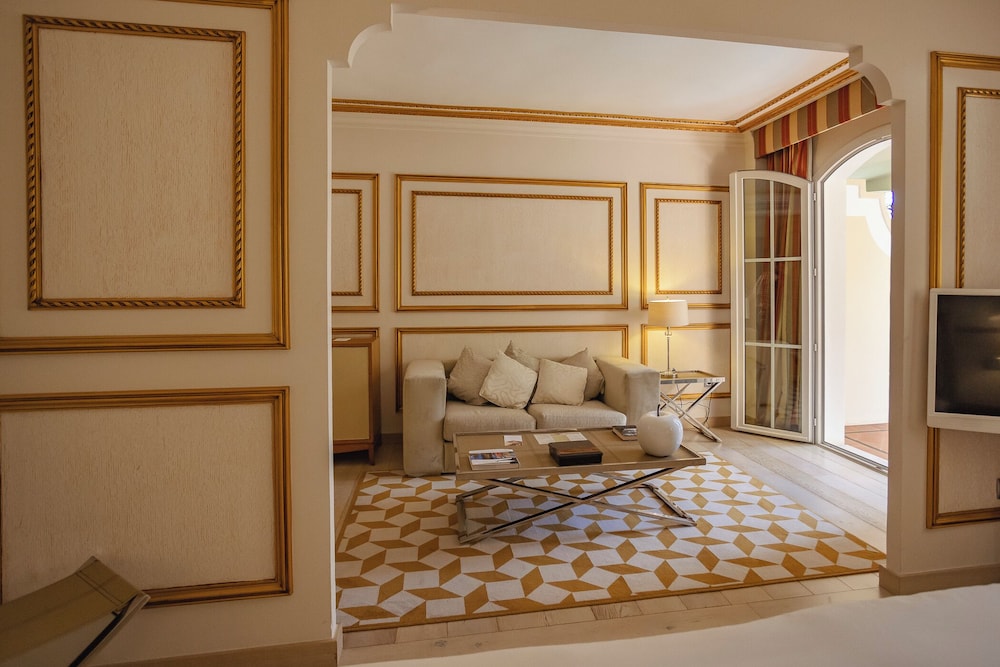Junior Suite Junior Suite