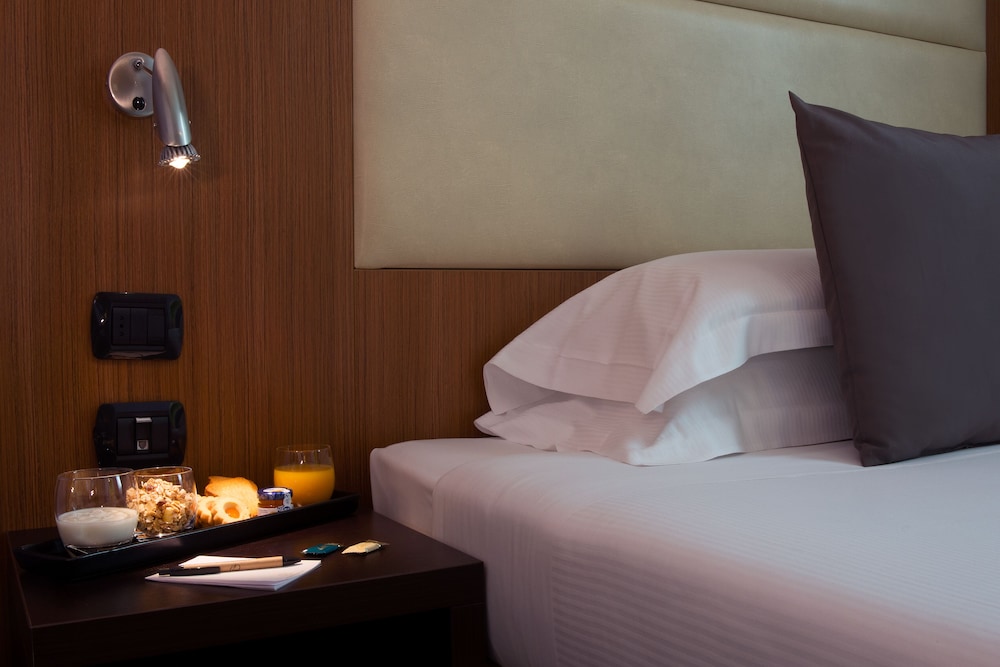 Classic Double or Twin Room - Photo 2