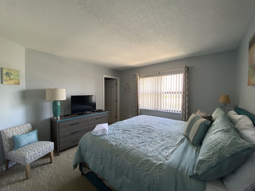 Gulf Front Condo 303 photo 2