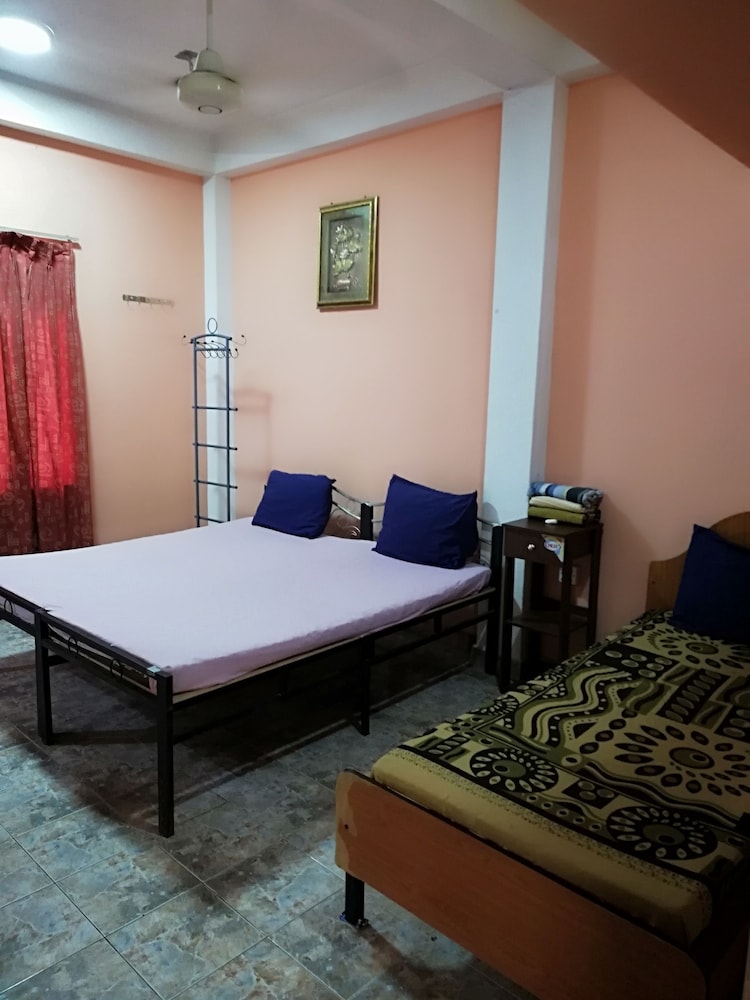 Budget Triple Room photo 1