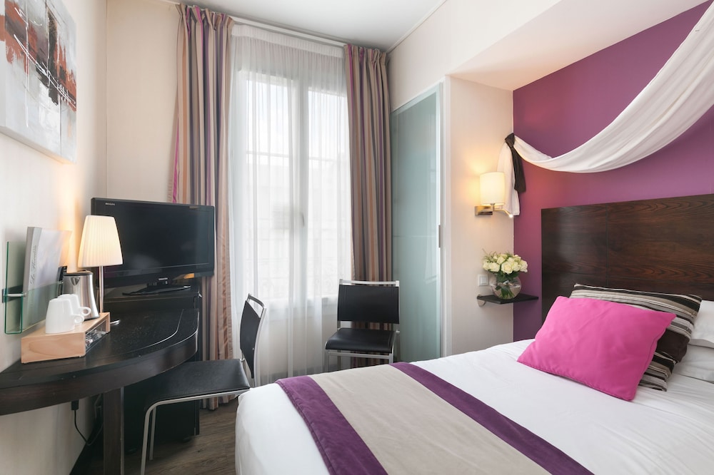 Classic Single Room, 1 Queen Bed