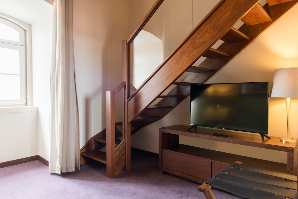 Junior Suite (Mezzanine) - Photo 4