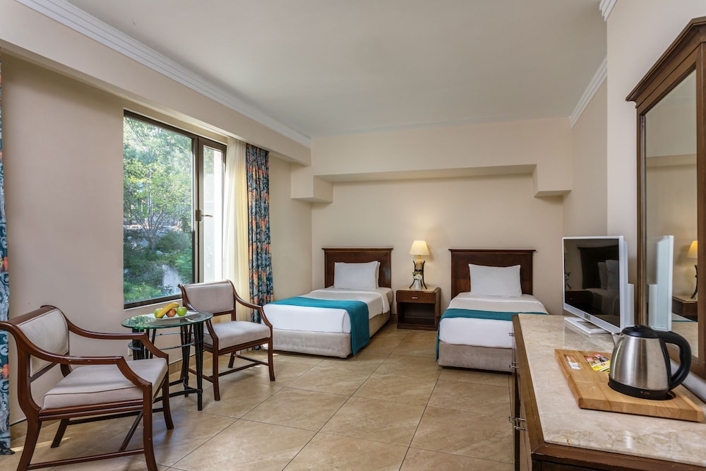 Standard Double Room Land View - Photo 1