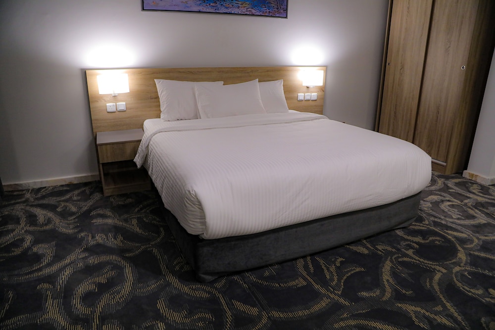 Deluxe Double Room, 1 Bedroom, City View - Photo 2