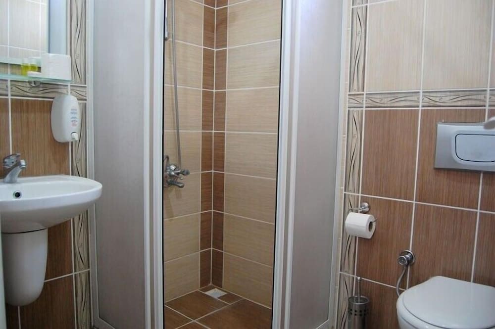 Standard Double or Twin Room photo 2