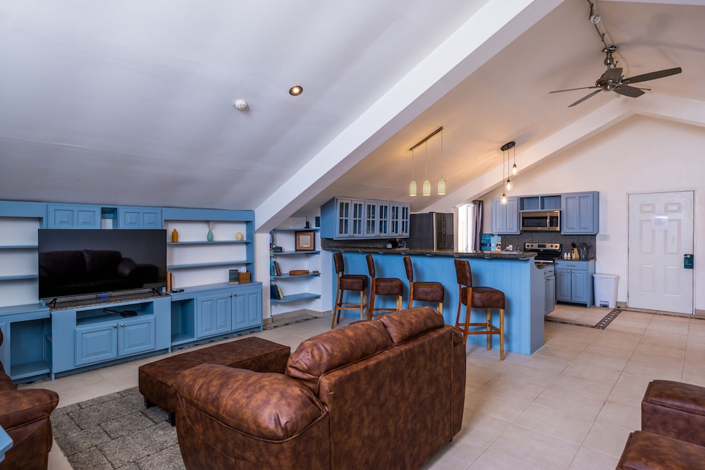Two Bedroom Penthouse photo 2