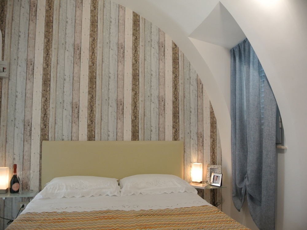 House, 2 Bedrooms, Smoking, Ocean View