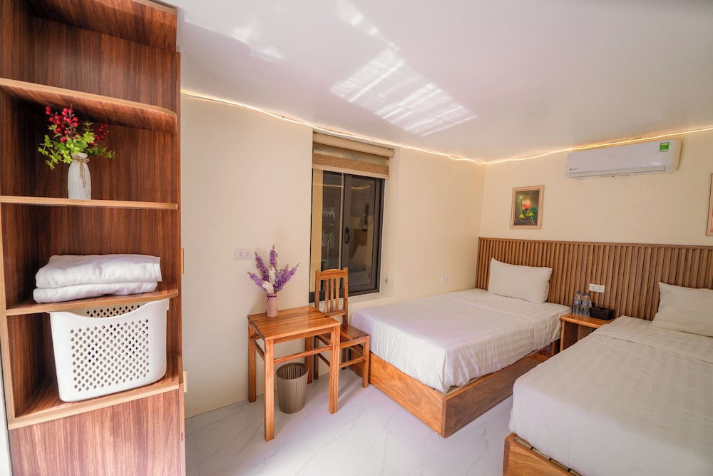 Standard Double or Twin Room, Terrace, Pool View photo 3