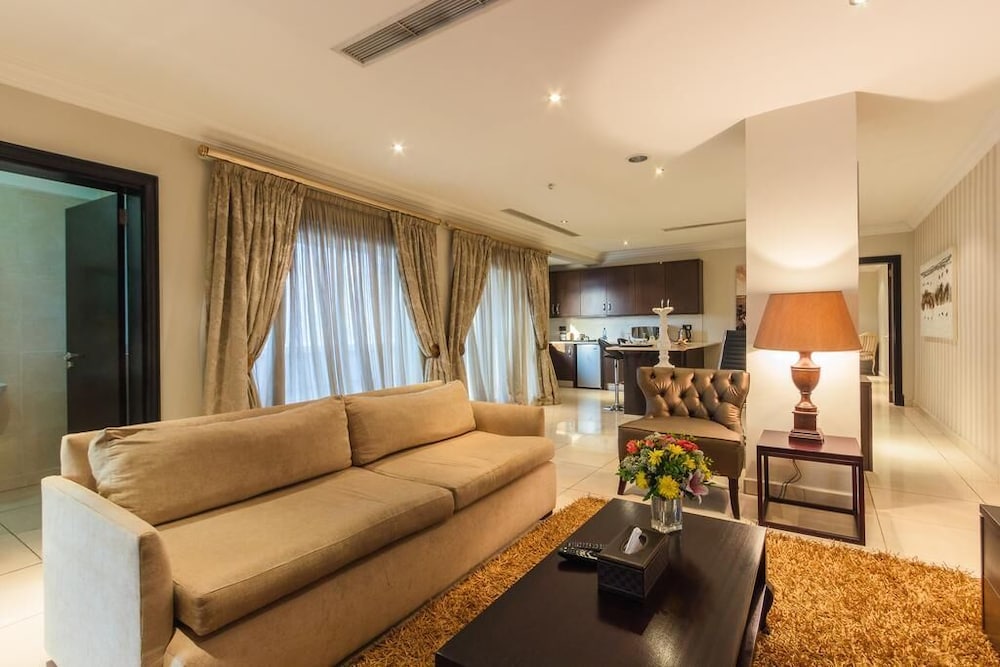 Executive Room photo 1