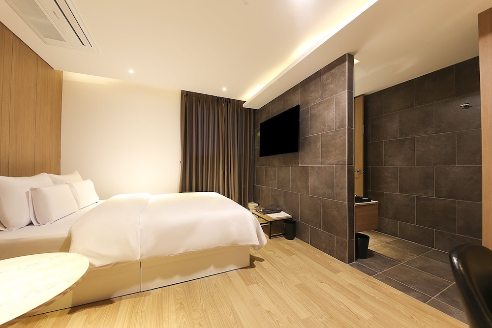 Superior Double Room photo 2