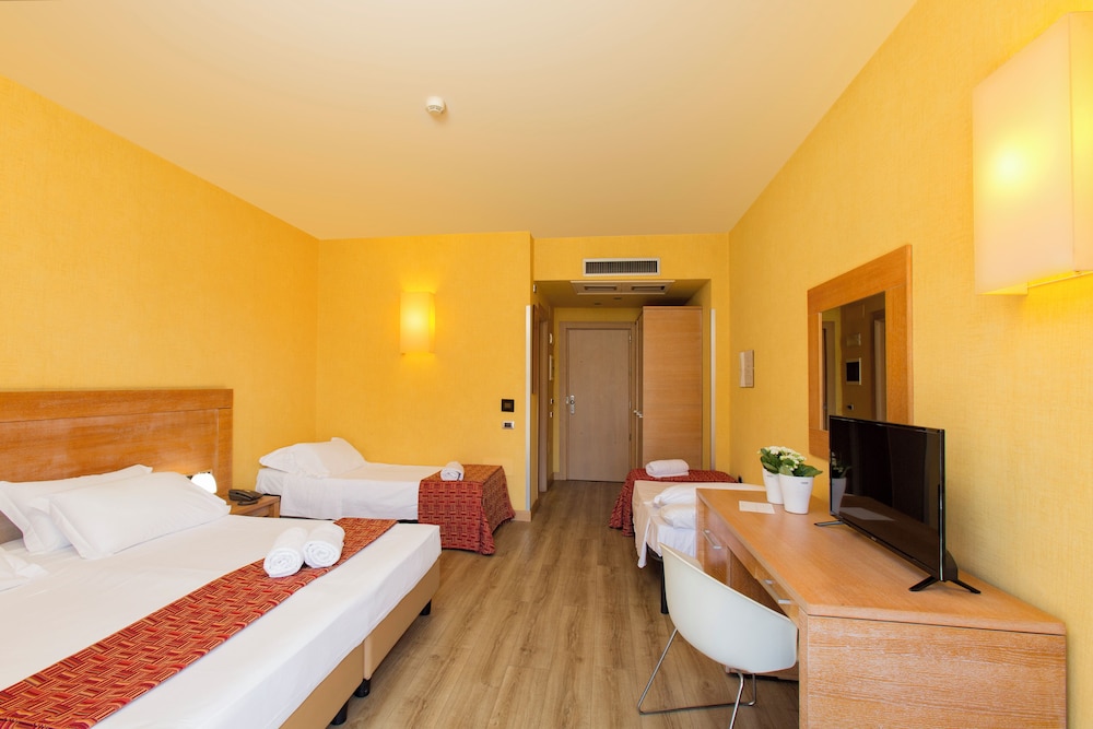 Quadruple Room photo 1