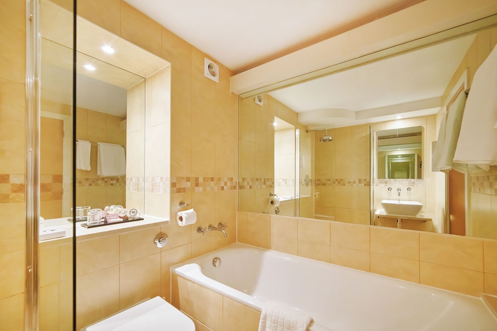 Superior Double Room - Photo 12