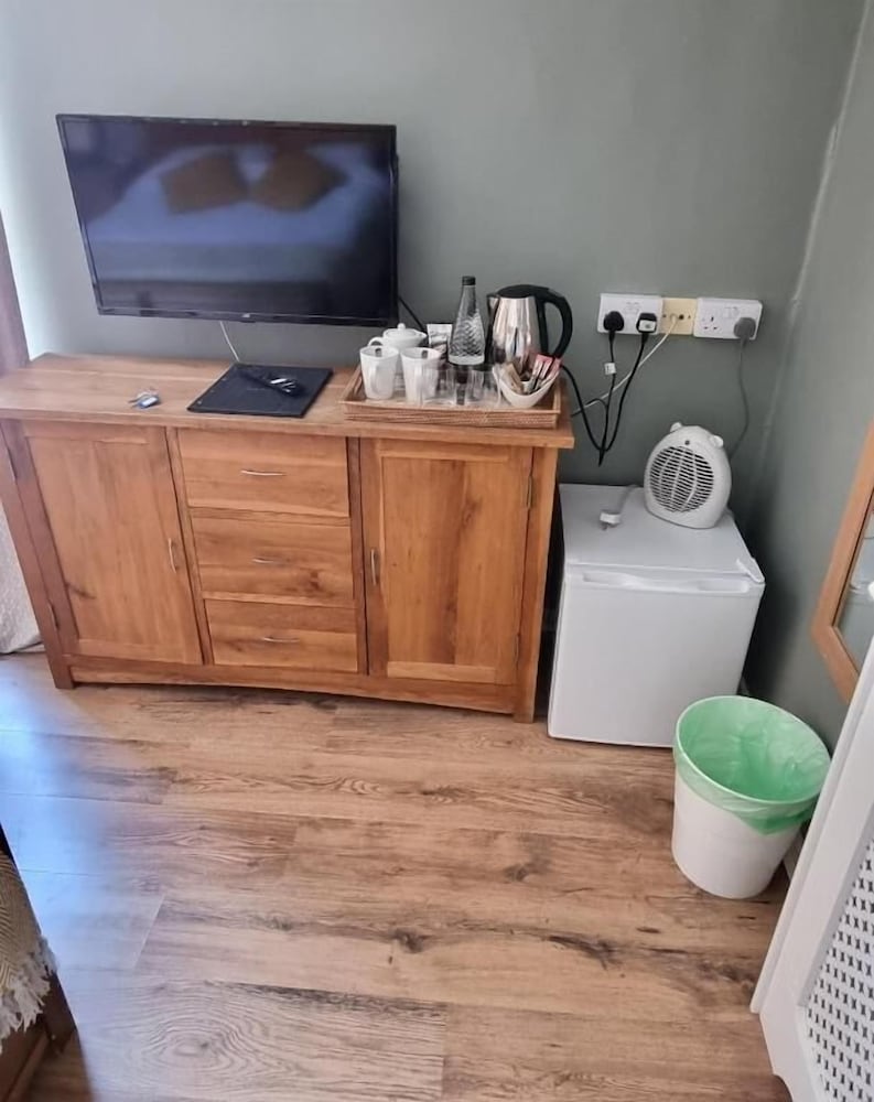Room 2 photo 3