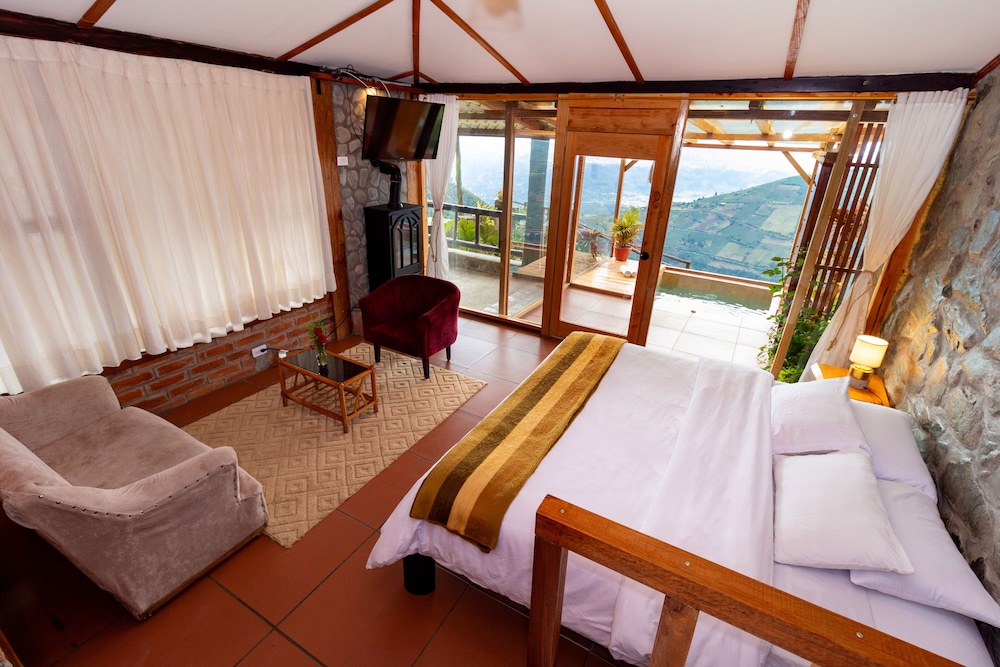 Panoramic Suite