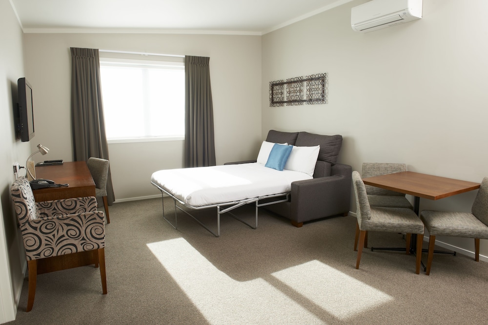 Deluxe 1 Bedroom photo 2